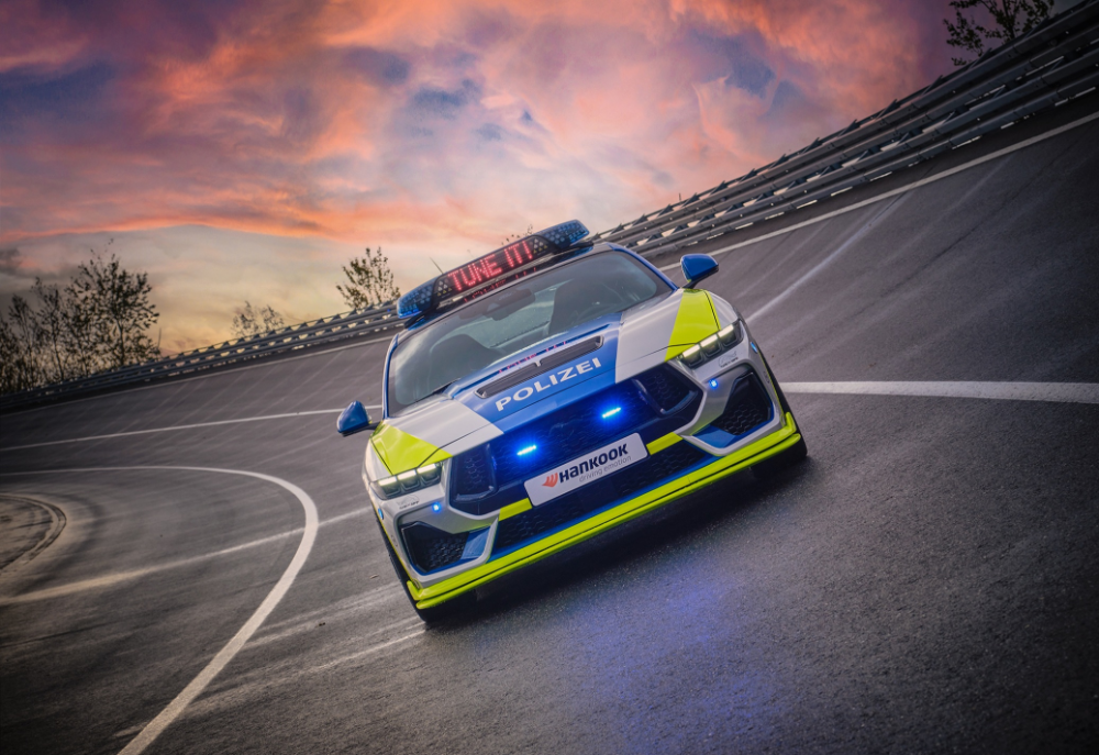 2026년 튠 잇! 세이프! 캠페인 차량.(사진=한국타이어)