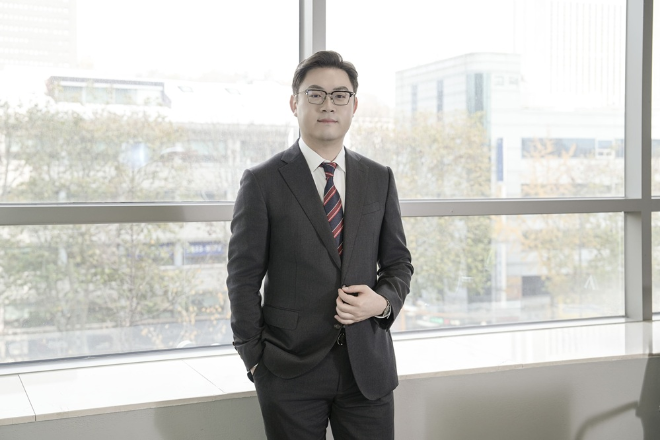 강제추행죄, 술자리 연말 회식의 사소한 실수가 중대 범죄로