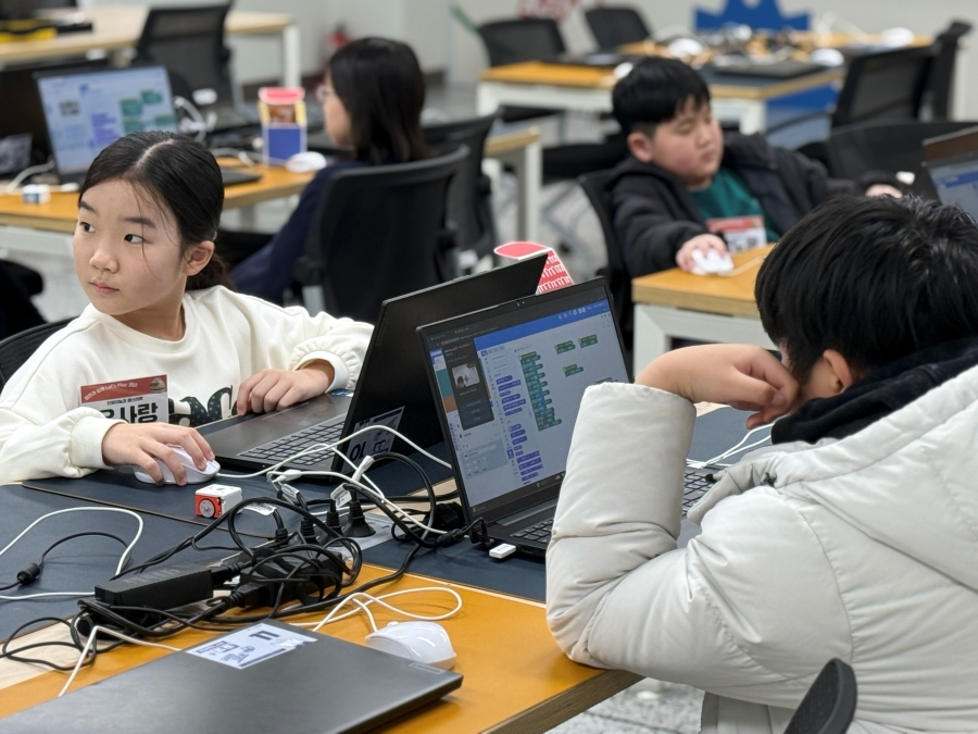 웹젠, 하반기 ‘Let’s PLAY 코딩!’ 진행