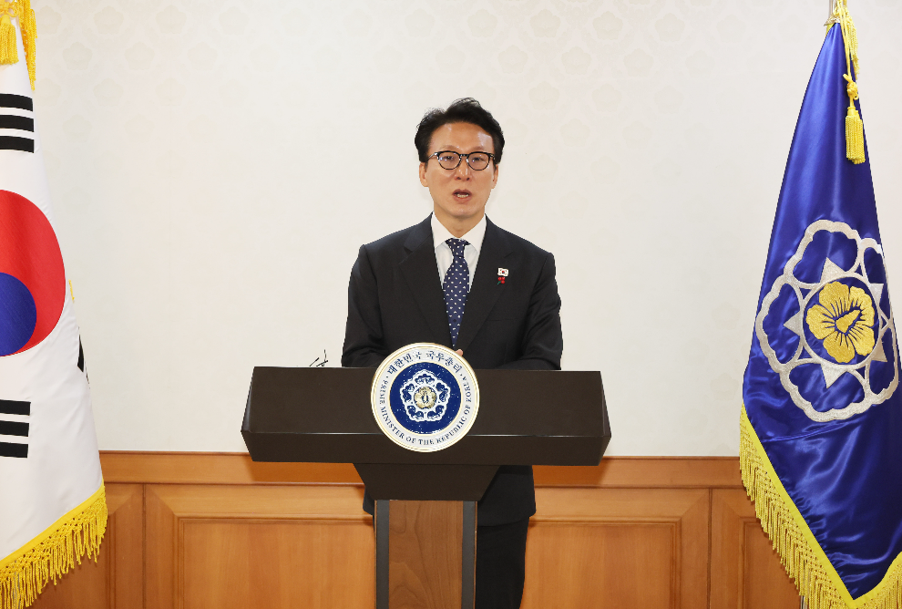 의료혁신위 민간위원 위촉장 수여식, 인사말 하는 김민석 총리(사진=연합뉴스)