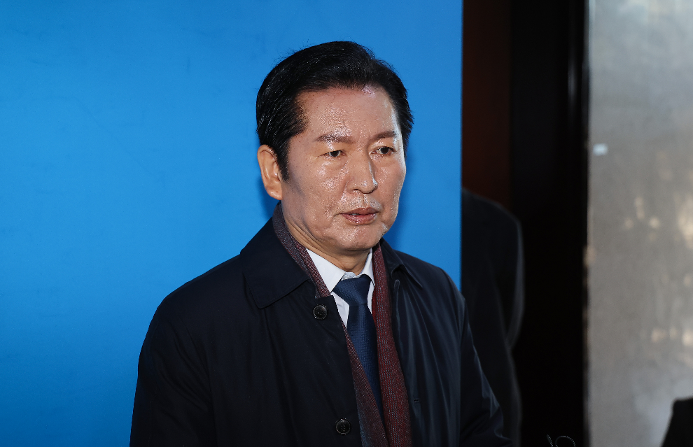 김병기 원내대표 사퇴 관련 입장 밝히는 정청래 대표(사진=연합뉴스)