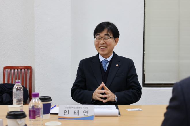 소진공 인태연 이사장, 취임 후 첫 행보로 대전 중앙시장활성화구역 방문