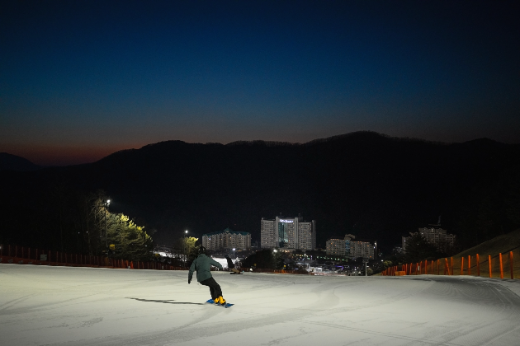 비발디파크, 심야스키 포함 숙박 패키지 판매