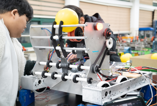 로보락, 청소년 로봇팀 '터틀리스' 지원 사회공헌 활동 진행
