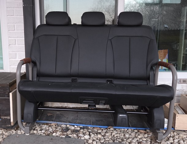 카폐시트를 활용한 소파.(사진=TS)