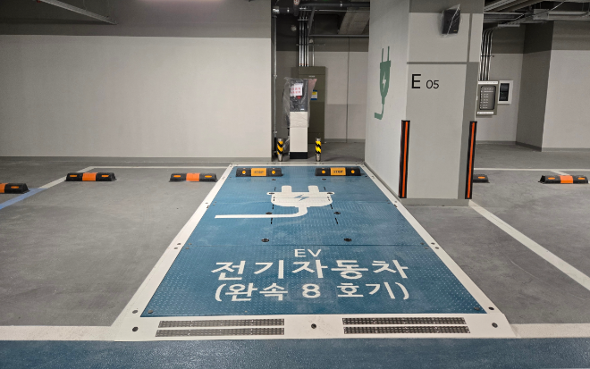 대구 어나드 범어에 설치된 육송의 '전기차 화재 확산방지 시스템' 전경. (사진=육송)