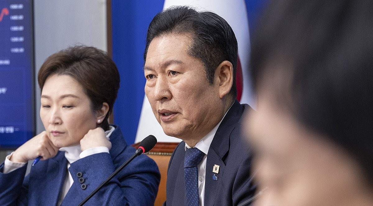 최고위원회의에서 발언하는 정청래 대표(사진=연합뉴스)