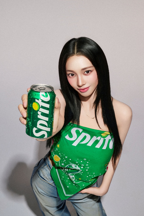 코카-콜라사, 스프라이트 모델로 에스파 카리나 2년 연속 발탁