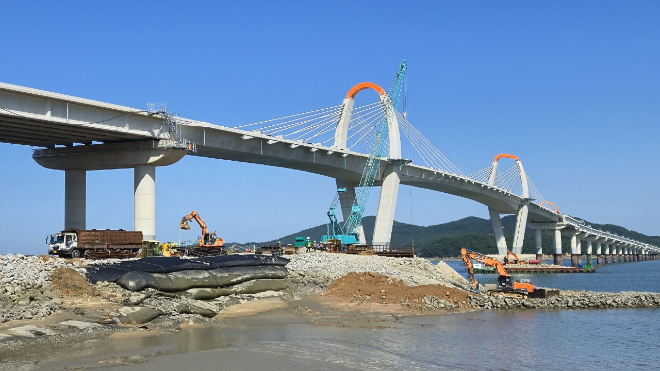 「영종~신도 평화도로 건설공사 교량」사진 / 인천시