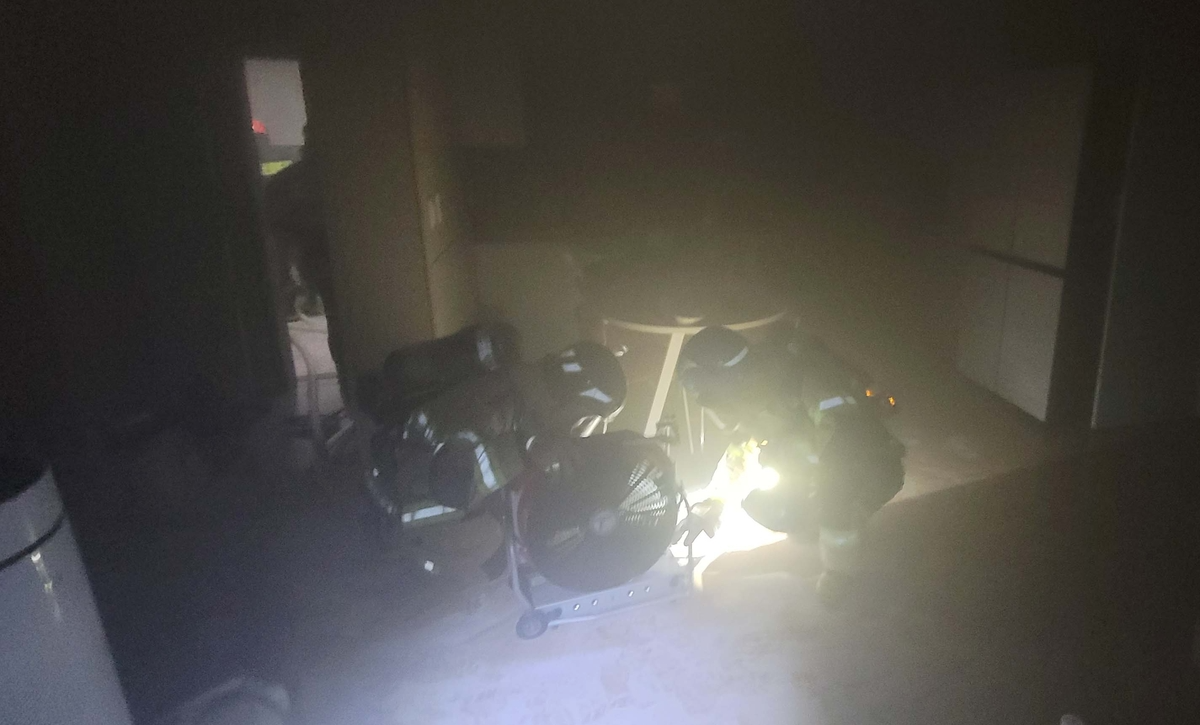 화재 진압하는 소방(사진=연합뉴스)