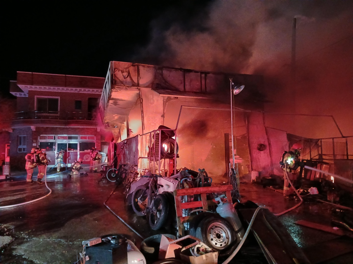 포항 카센터 불(사진=연합뉴스)