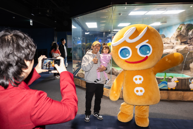 롯데월드 아쿠아리움, 가정의 달 맞아 수중 공연·체험 프로그램 운영