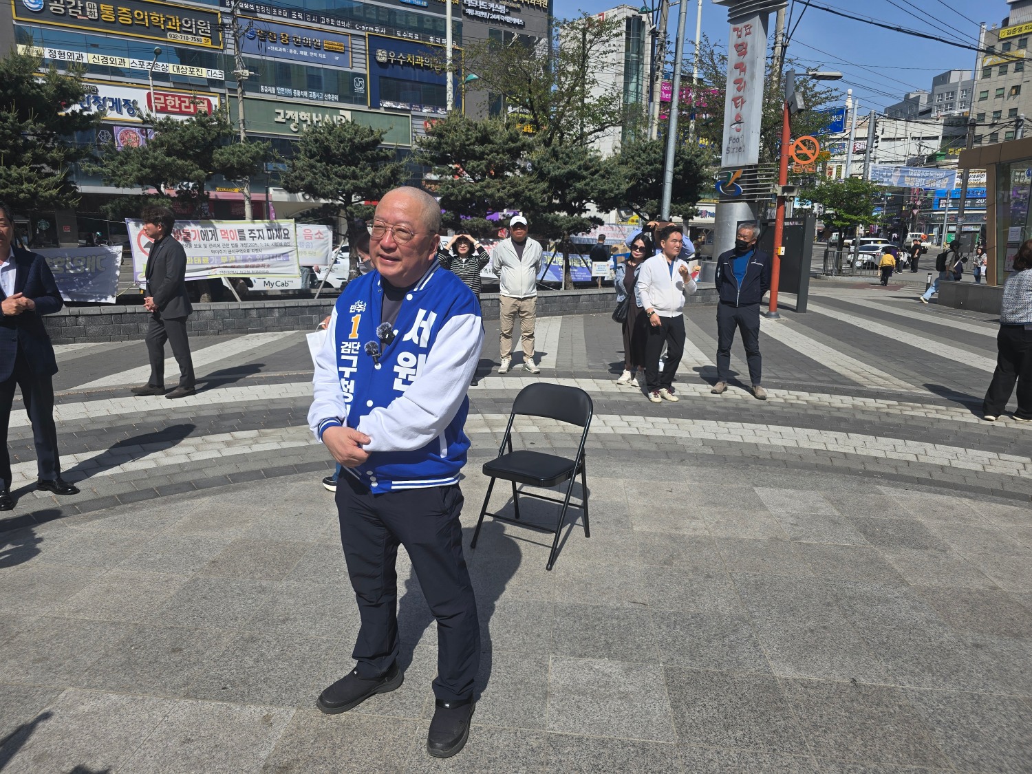 서원선 전 검단구청장 예비후보가 삭발식을 마치고 소신을 밝히고 있다.