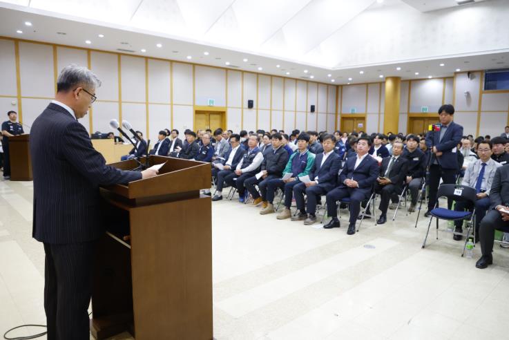 충주시, 제136주년 세계노동절 기념행사 개최