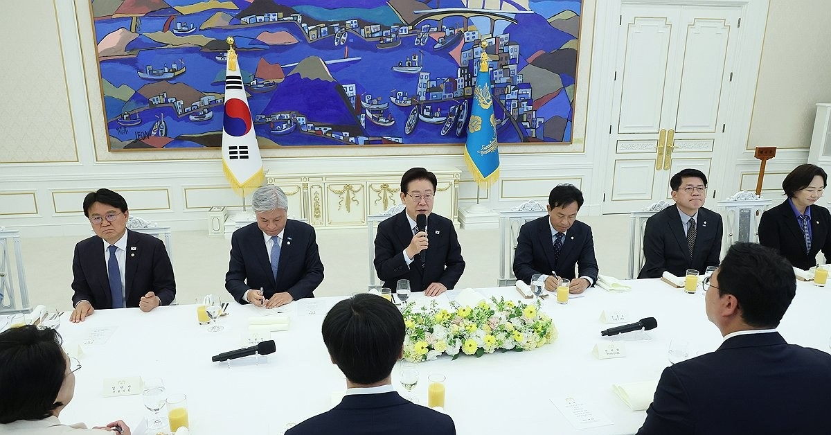 이재명 대통령, 비교섭단체·무소속 의원 초청 오찬(사진=연합뉴스)