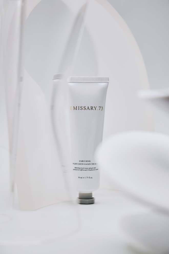 에미서리.73 인리칭 퍼퓸드핸드크림(50ml). (사진=롯데호텔앤리조트)