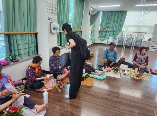 학교 밖 청소년, 꽃과 디저트 나눔