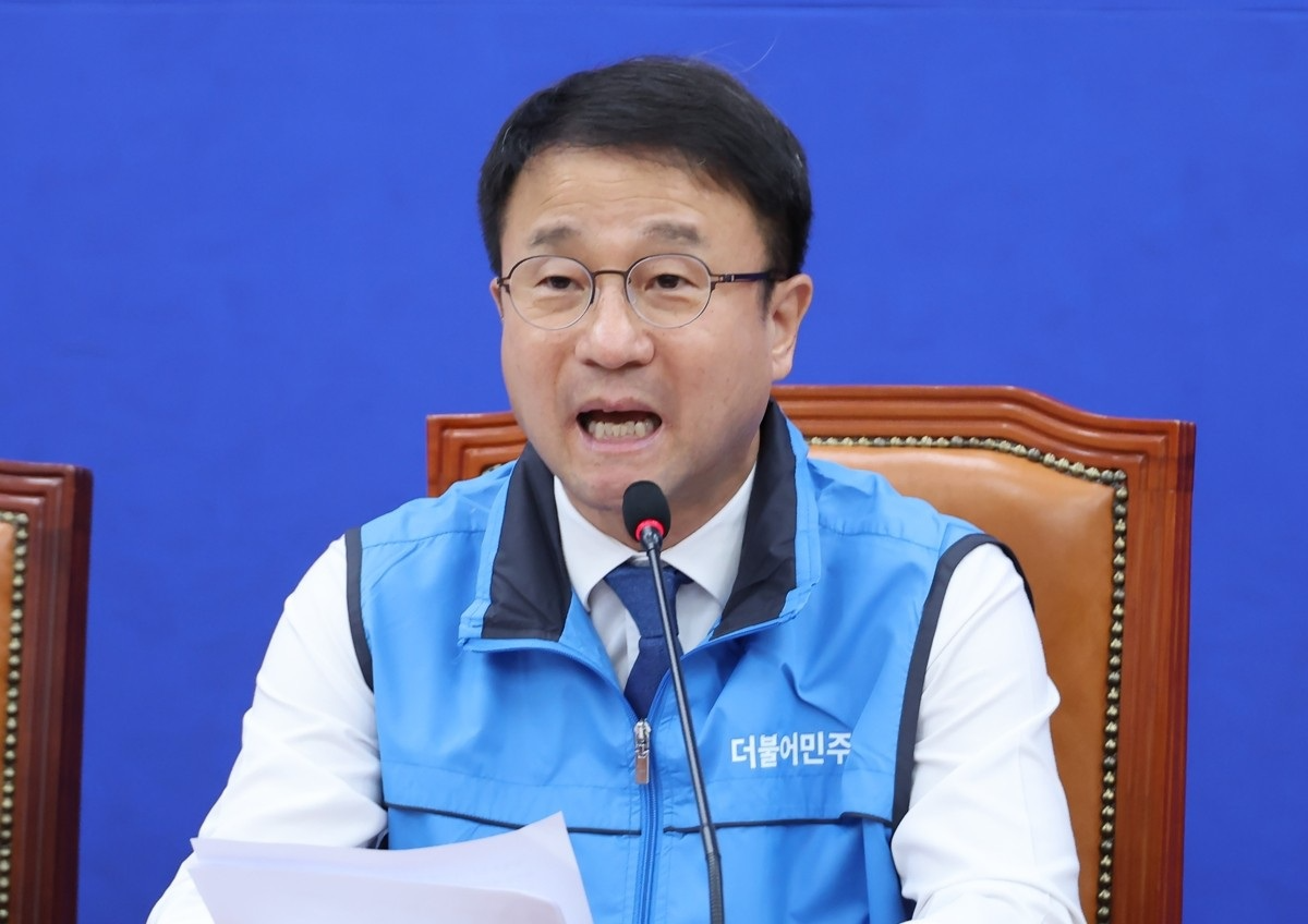 민주당 정책조정회의 주재하는 한병도 원내대표(사진=연합뉴스)