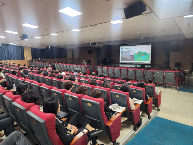 인천광역시교육청은 지난 19일과 21일 양일간 관내 학교 및 교육행정기관 관리자에게 ‘2026년 상반기 관리감독자 안전보건교육’을 실시했다.=인천교육청