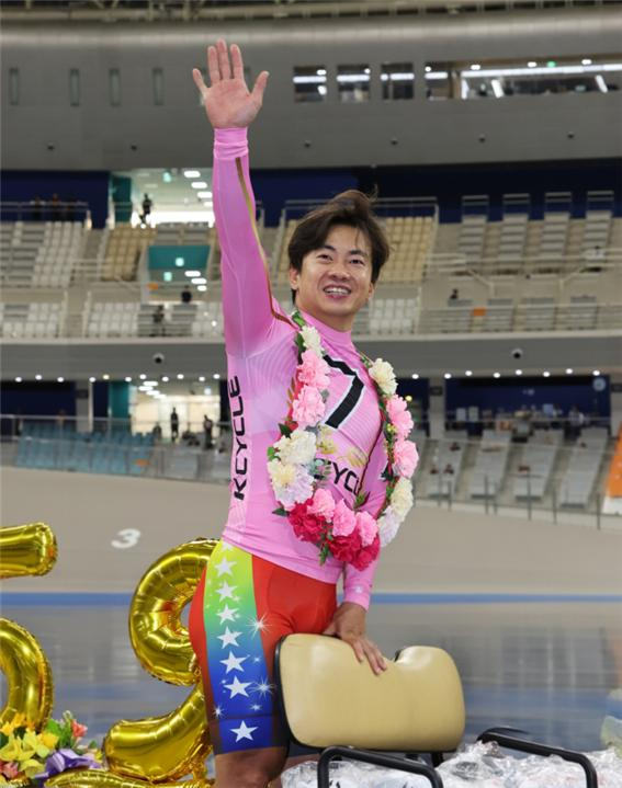 경륜 최다승 새 역사 정종진이, 오는 7일 광명스피돔에서 팬 사인회를 연다.(사진=국민체육진흥공단)