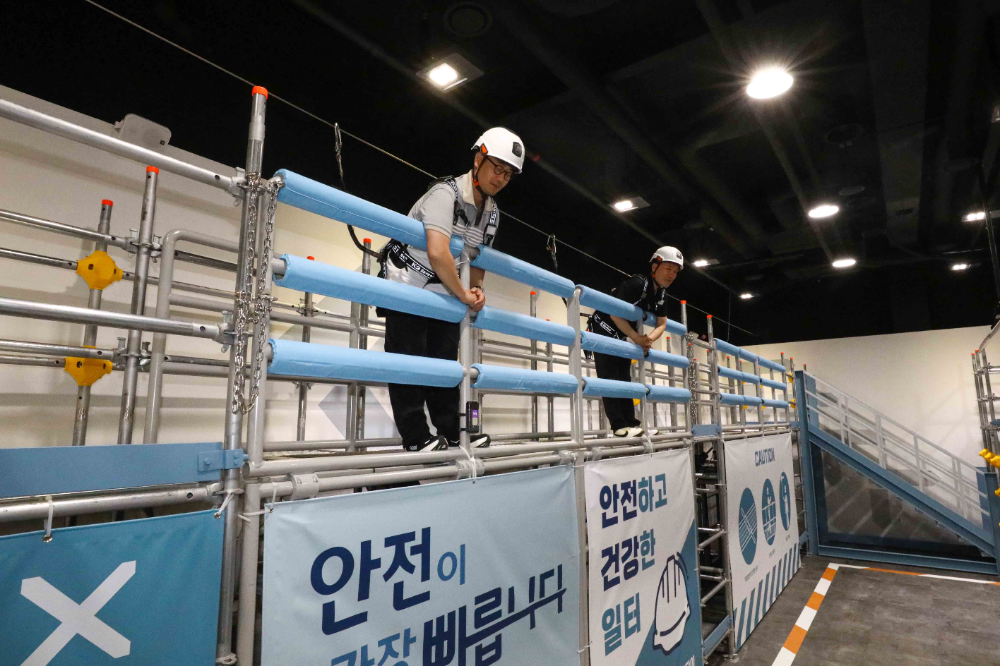 위험성평가 워크숍 안전체험.(사진=제주항공)