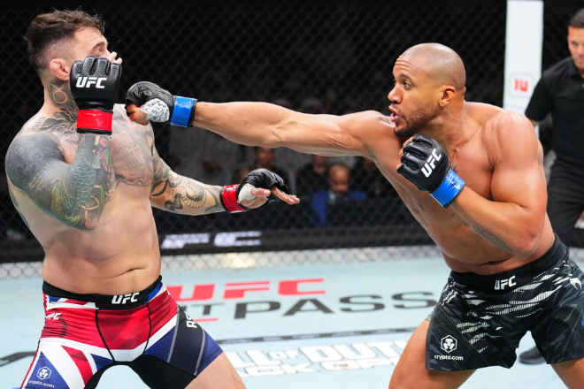 시릴 간vs 톰 아스피날 경기 모습.(사진=UFC 한국 미디어 커뮤니케이션)