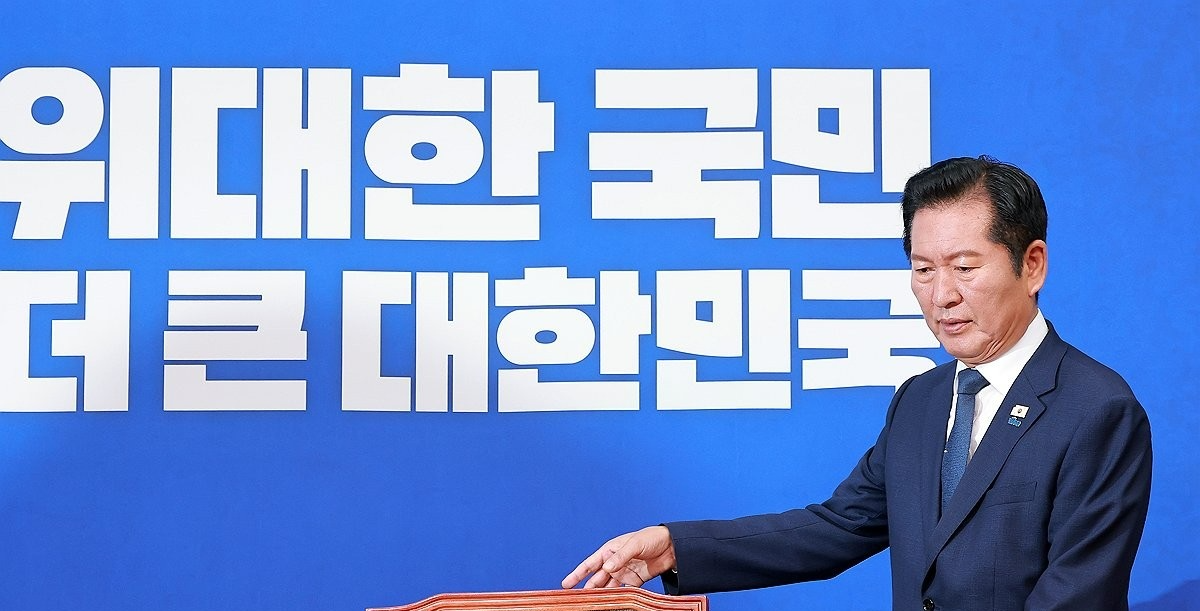 더불어민주당 최고위원회의 참석하는 정청래 대표(사진=연합뉴스)