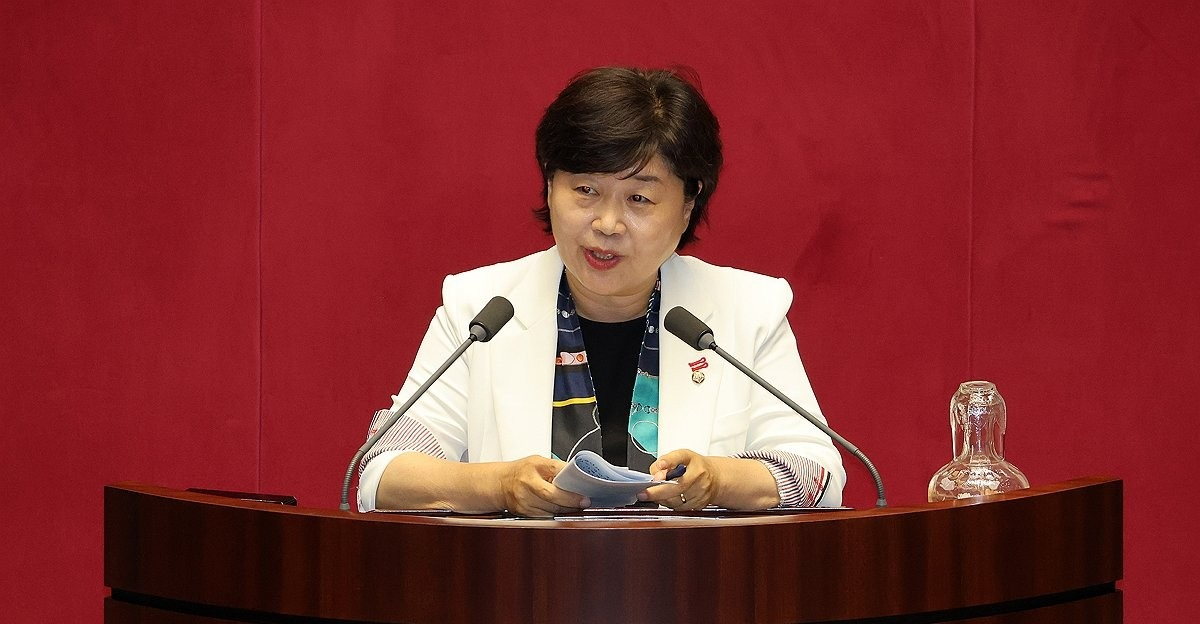 당선 인사하는 서영교 법사위원장(사진=연합뉴스)