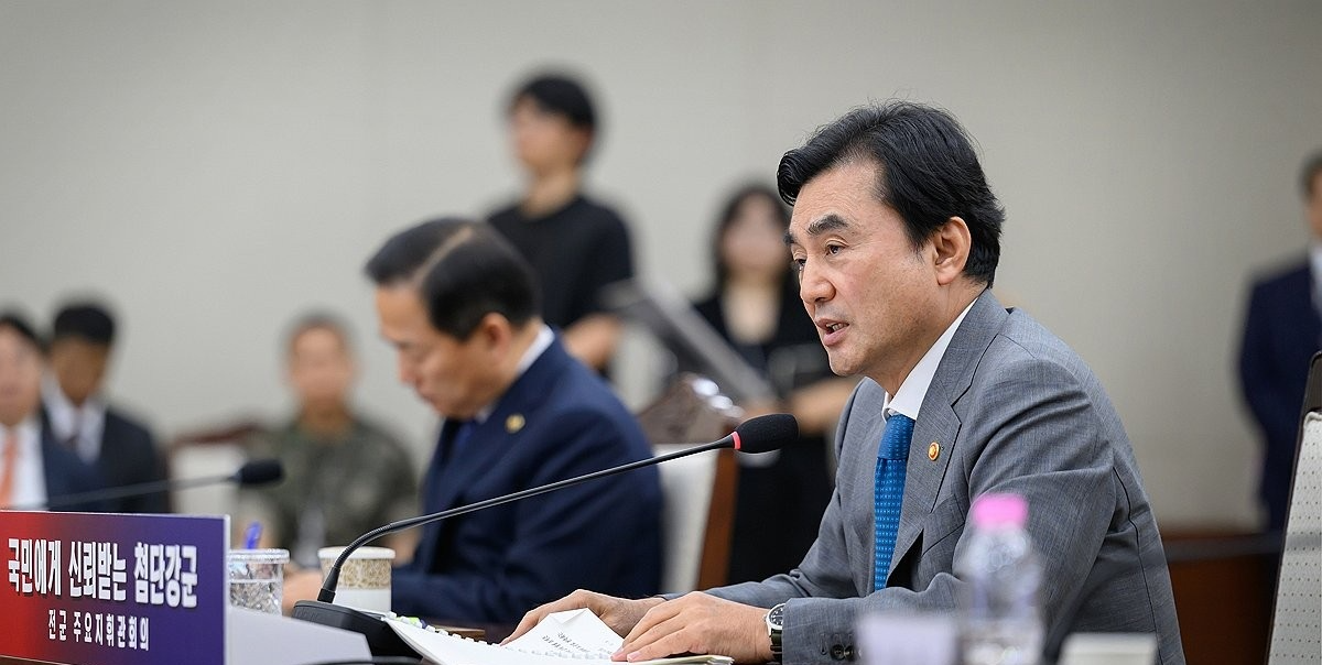 16일 당정 협의에서 발언하는 안규백 국방부 장관(사진=연합뉴스)