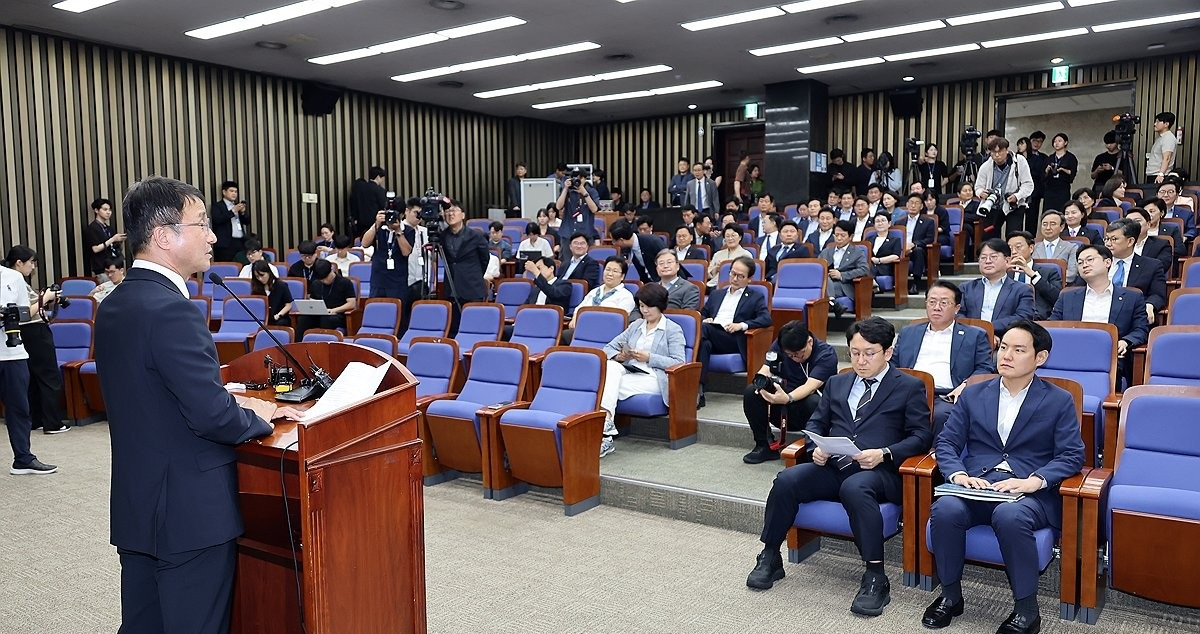의원총회, 발언하는 한병도 대표 직무대행(사진=연합뉴스)