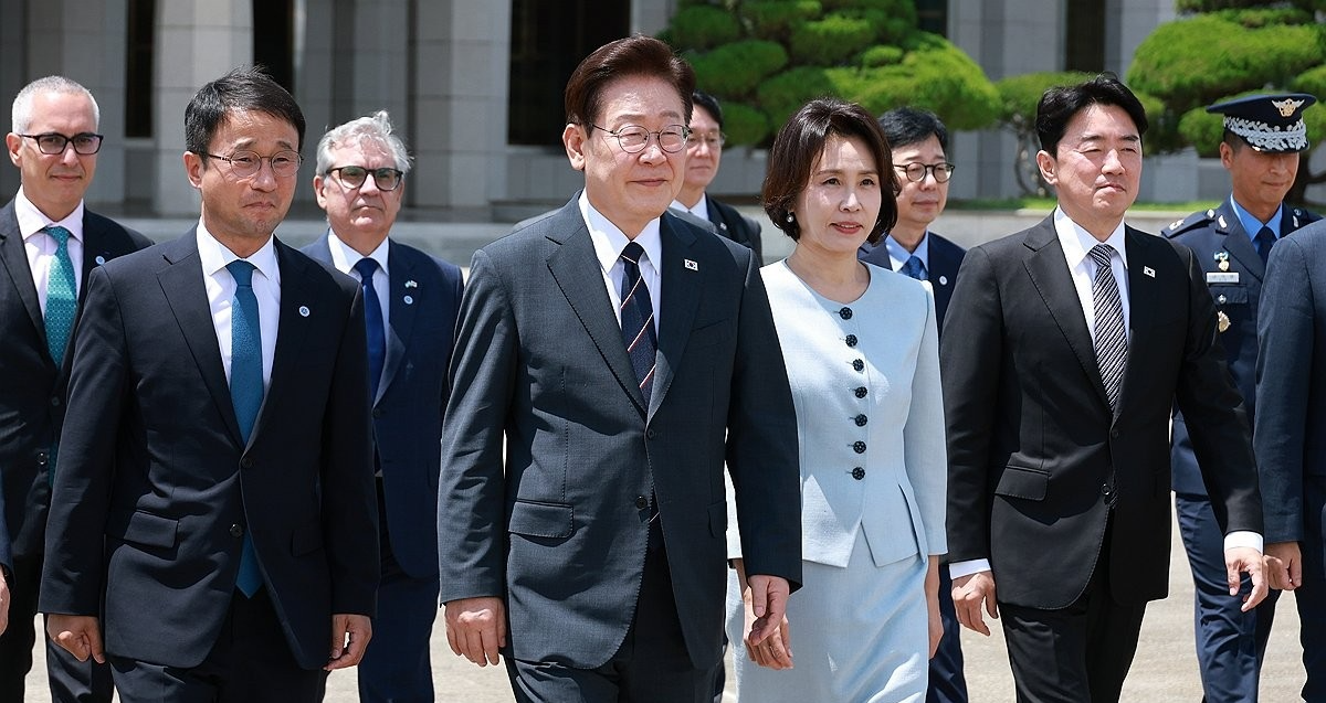 24일 서울공항 통해 미국 순방 떠나는 이재명 대통령과 김혜경 여사(사진=연합뉴스)