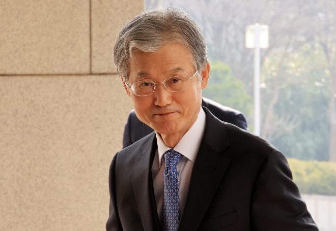 대법원 들어서는 조희대 대법원장.(사진=연합뉴스)