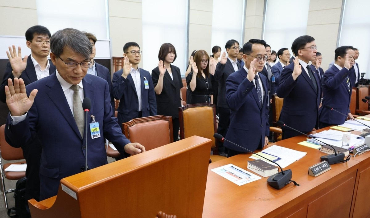 선관위 국조특위 3차 청문회 증인 선서(사진=연합뉴스)