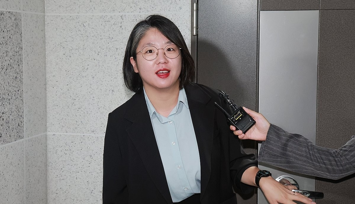 국회 의원회관으로 출근하는 용혜인 성평등가족부 장관 후보자(사진=연합뉴스)