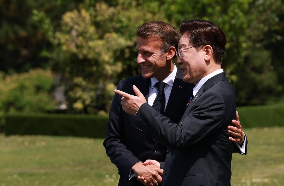 지난 6월 열린 G7 환영식에 참석한 이재명 대통령과 마크롱 대통령(사진=연합뉴스)