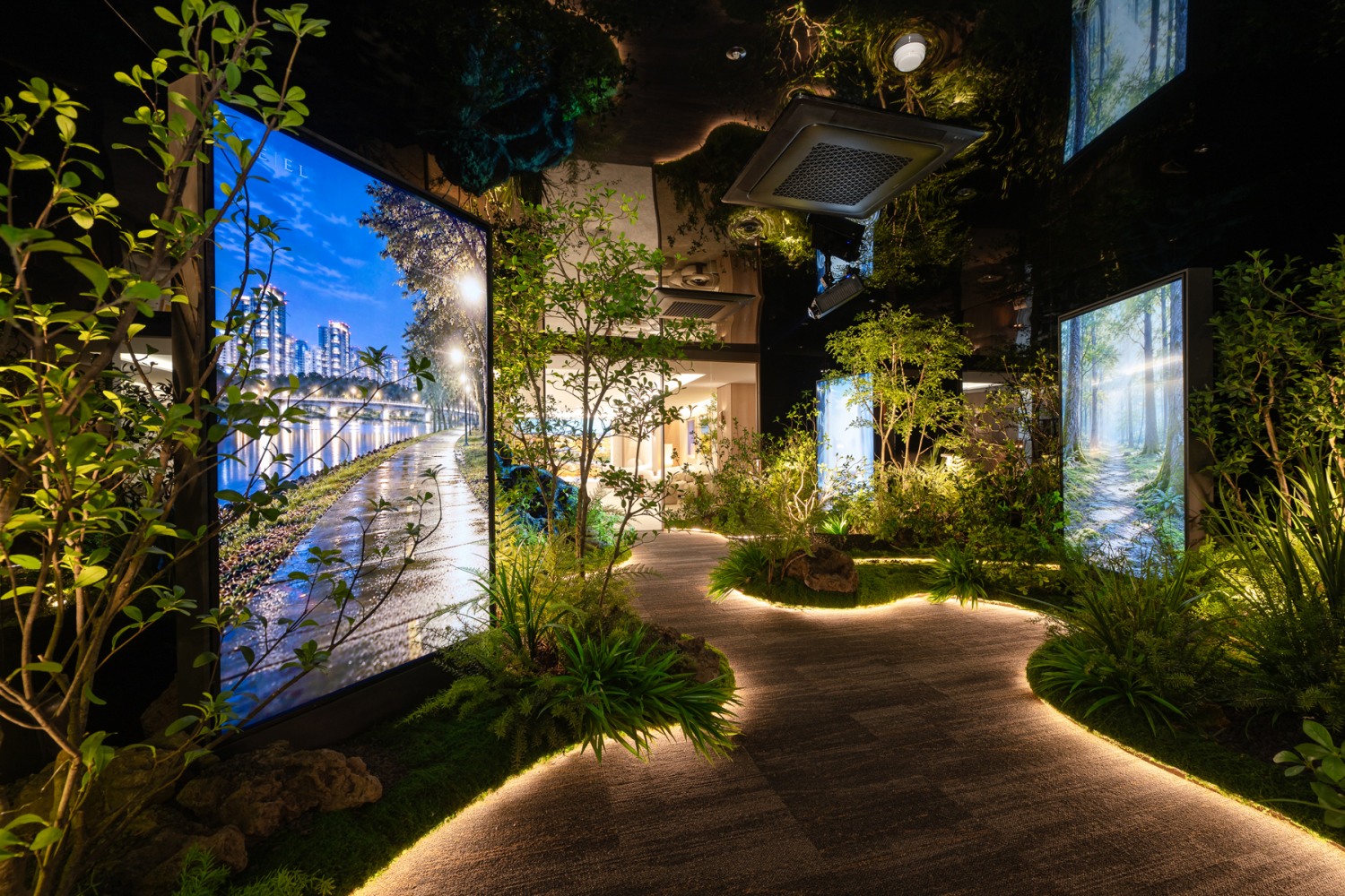 서울 양천구 목동 ‘르엘 라운지 L’est’내 입구 조경 ‘BOTANIC WAY’.(사진=롯데건설)