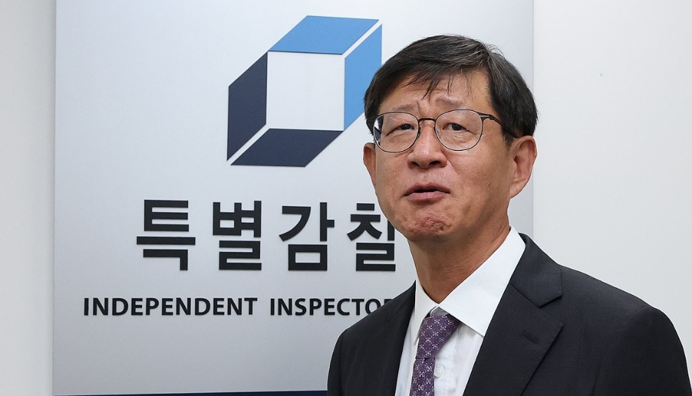 출근하는 최길수 특별감찰관 후보자(사진=연합뉴스)