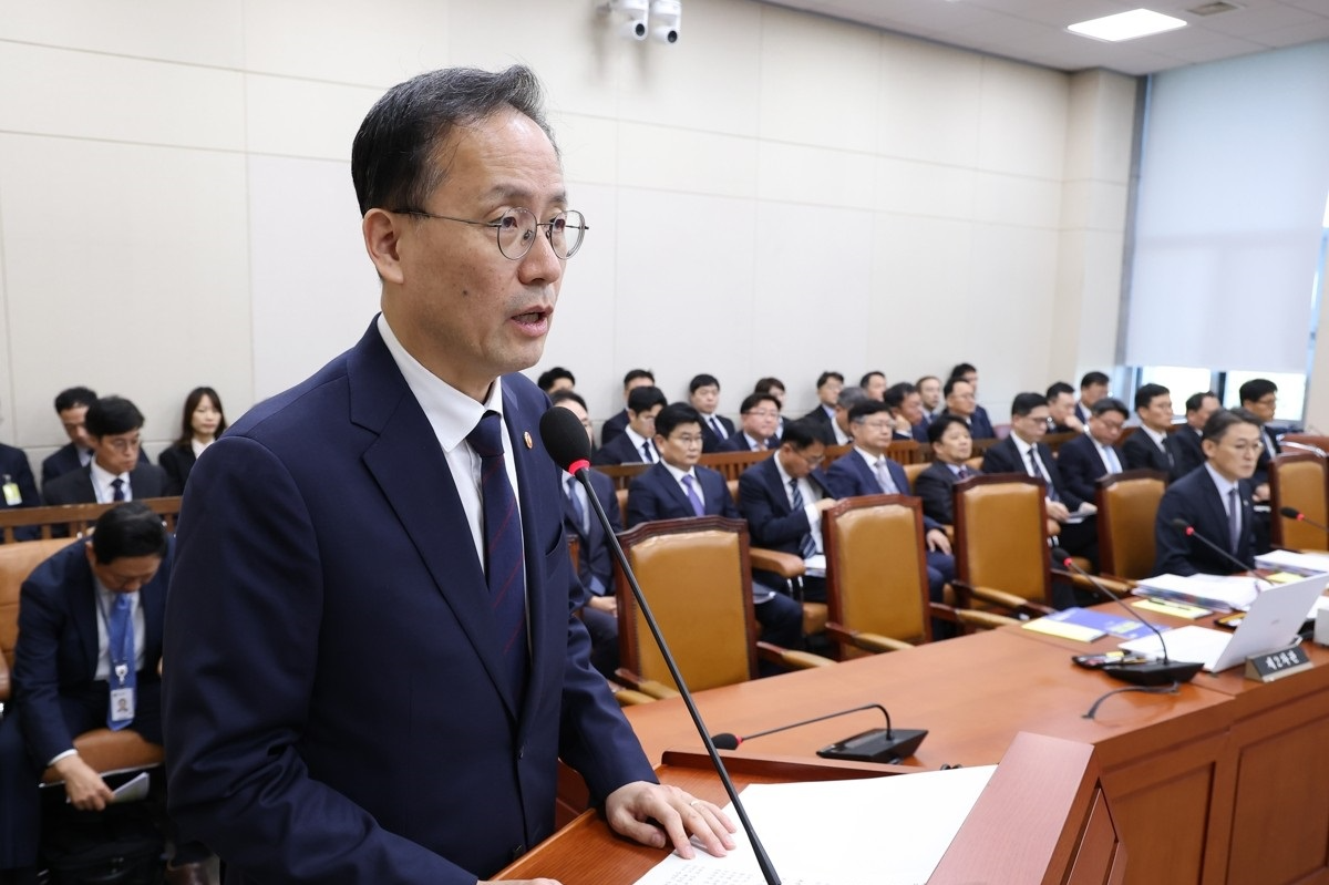 업무보고 하는 이형일 부총리(사진=연합뉴스)