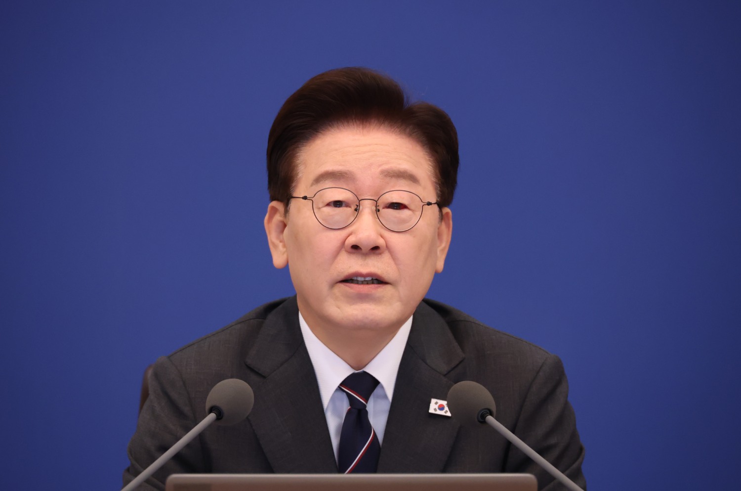 이재명 대통령이 6일 청와대에서 열린 국무회의에서 발언하고 있다. 사진=연합뉴스