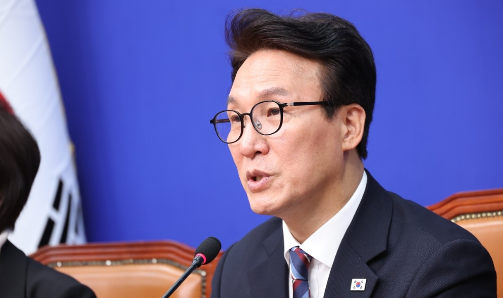 민주당 최고위원회의, 발언하는 김민석 대표(사진=연합뉴스)