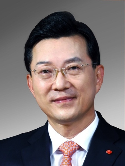 ▲동성그룹등기이사부회장에선임된박영빈전경남은행장.(사진제공=부산상공회의소)