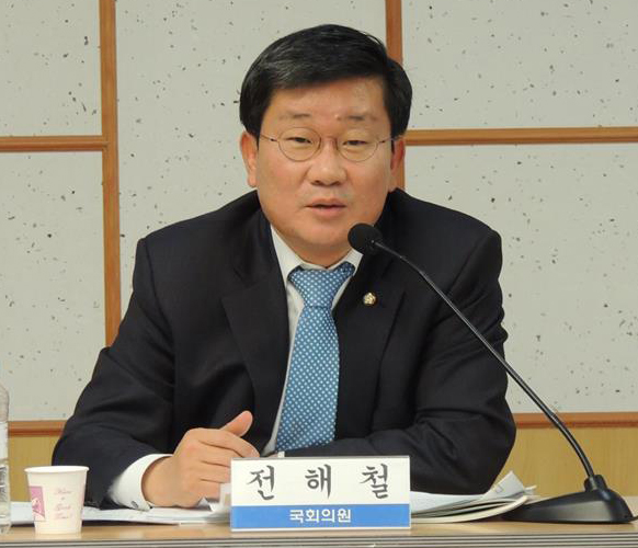 ▲전해철새정치민주연합의원