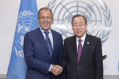 반기문(오른쪽) 사무총장과 세르게이 라브로프 러시아 외무장관  사진=UN지원SDGs한국협회 제공