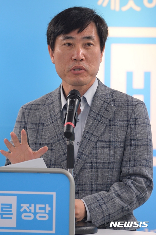 소년법 개정안을 대표발의한 하태경 바른정당 의원(사진=누시스)