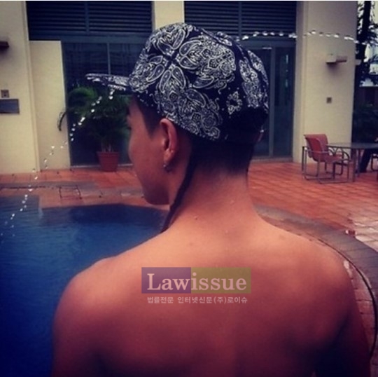 '등근육 불끈' 태양, 남성미 폭발...양갈래 머리도 주목