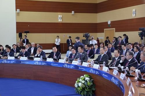 한-러 비즈니스 다이얼로그 행사장 모습 (송영길 국회의원, 전상훈 분당서울대병원장 등)(사진=분당서울대병원)