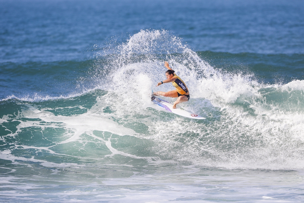 지프, 월드 서프 리그와 글로벌 파트너십 연장_프로 여성 서퍼 타일러 라이트.(사진=피아트 크라이슬러 코리아)