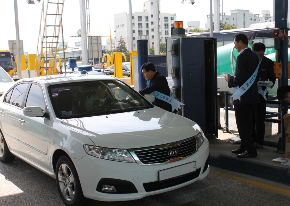 롯데제과 귀성객 졸음운전 예방캠페인. (사진=롯데제과)