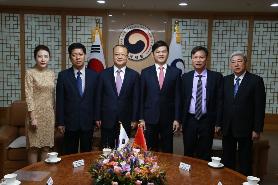 베트남 국세청 고위직 대표단, 한승희 국세청장 접견 모습. (사진=국세청)