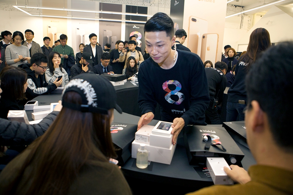 SK텔레콤 아이폰8 출시